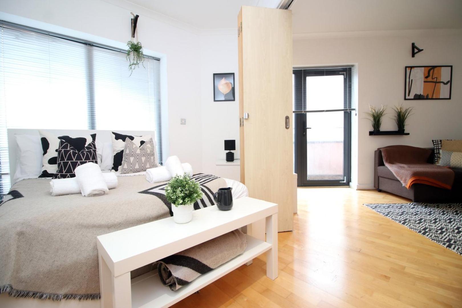 Centrally Located Spacious 2Br | Cohost Partners Cardiff Buitenkant foto
